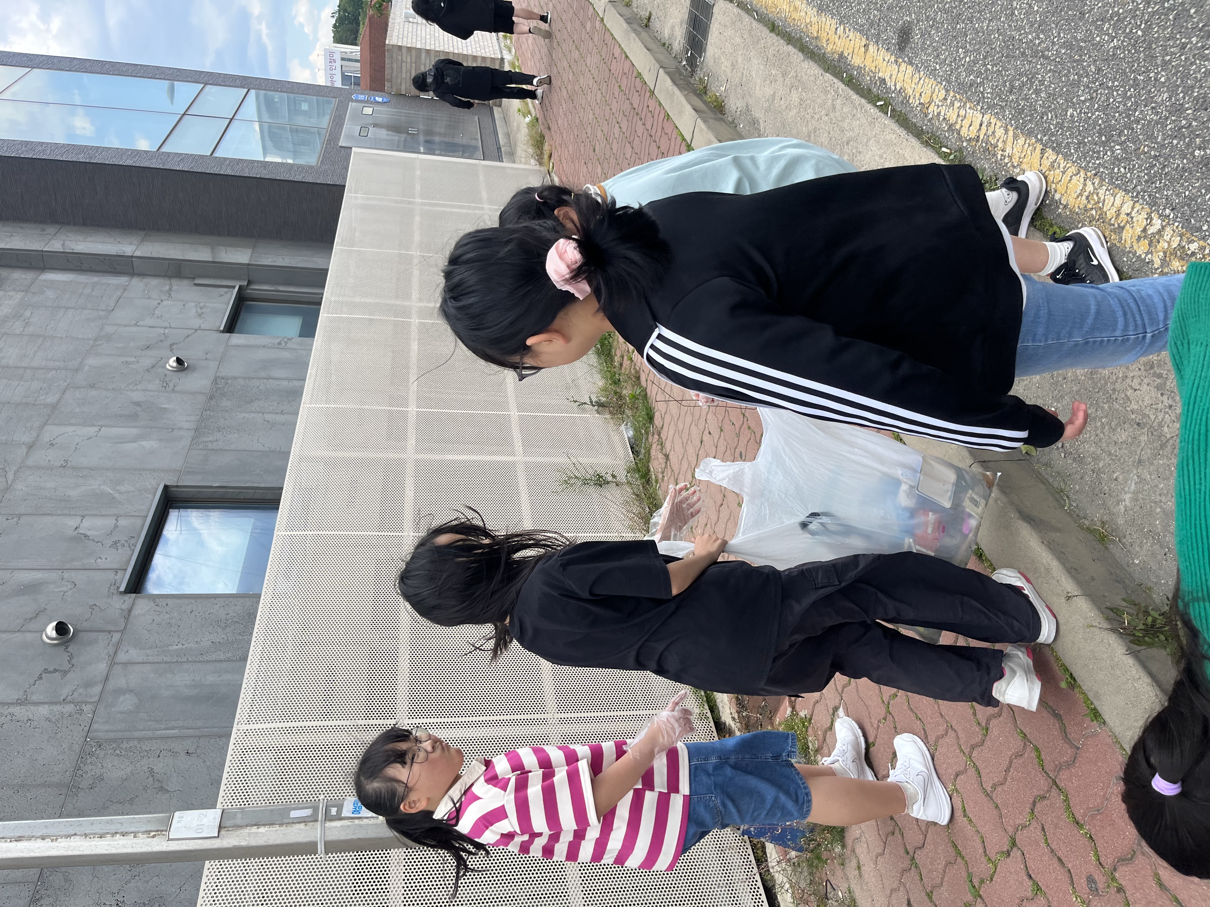 KakaoTalk_20250609_122648448_01.jpg